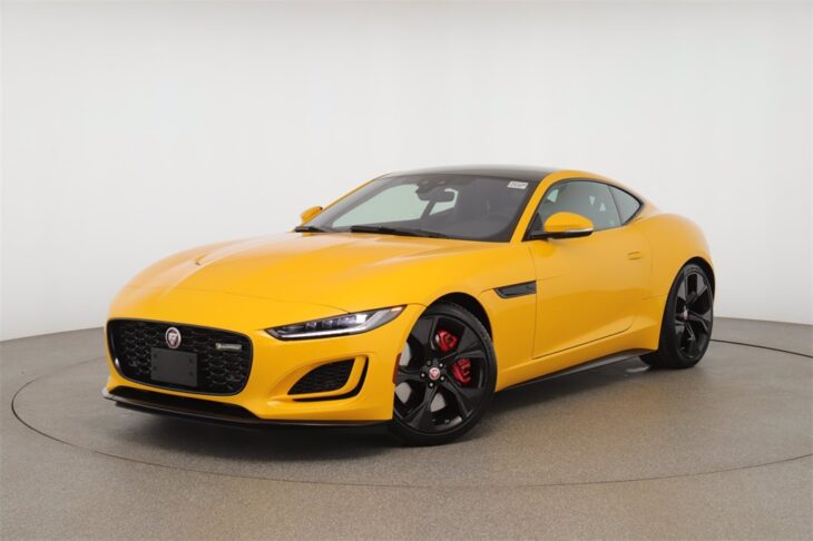 Jaguar F-Type R dynamic amarillo de 2021