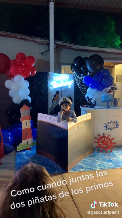 Niño celebró su cumpleaños con fiesta de Titanic