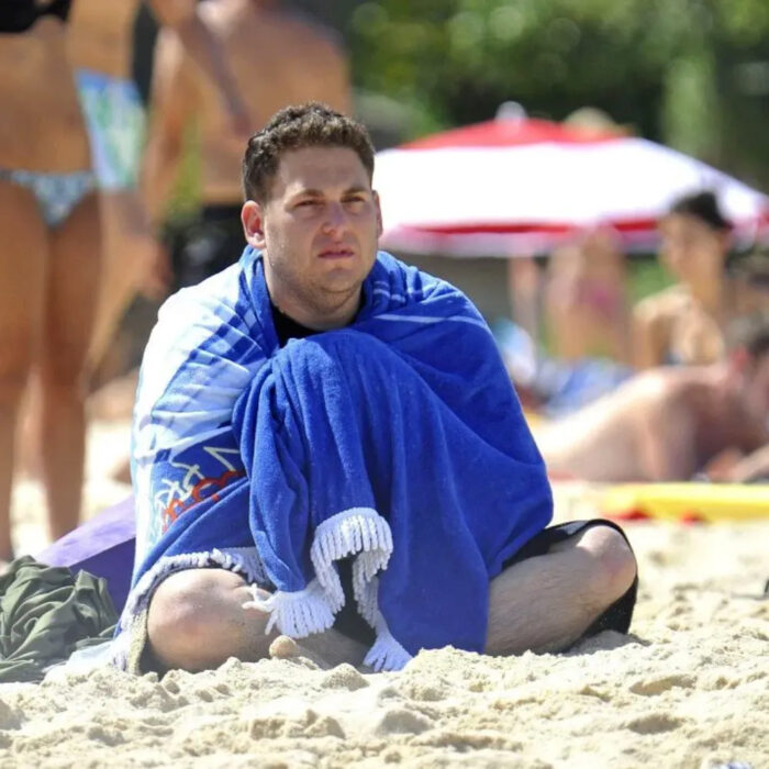 Jonah Hill en la playa