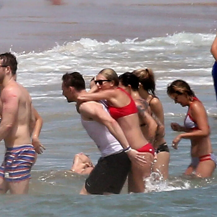 Taylor Swift en la playa