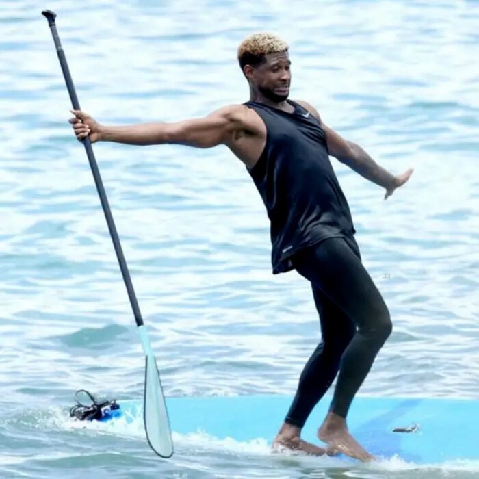 Usher en la playa