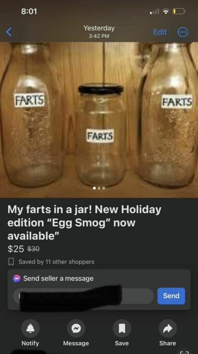 Botellas de vidrio con la leyenda farts escrita en ellos vendiéndose por fb marketplace