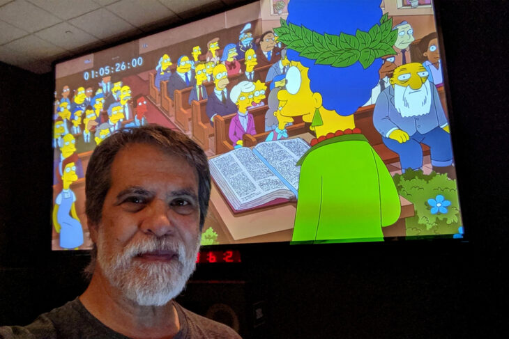 Chris Ledesma dirigiendo Los Simpson