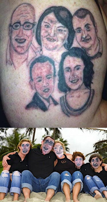 Retrato familiar en un tatuaje y en una foto con los rostros del tatuaje en vez de los de las personas