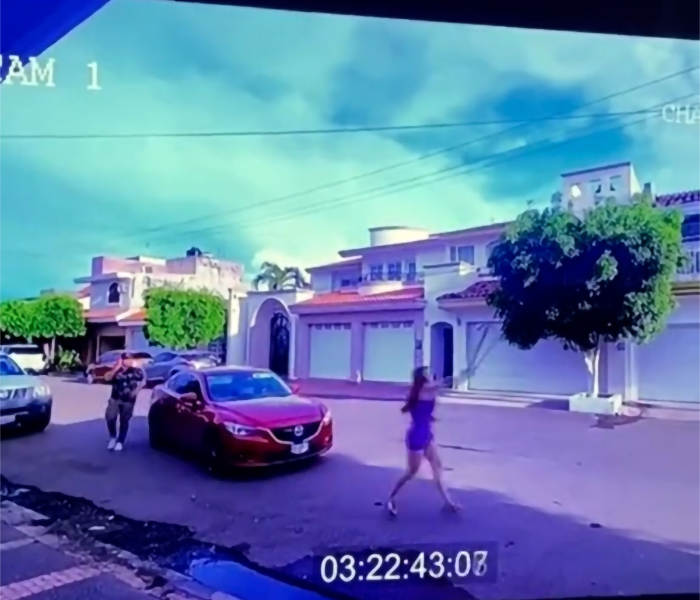 Amante se roba el carro de la esposa