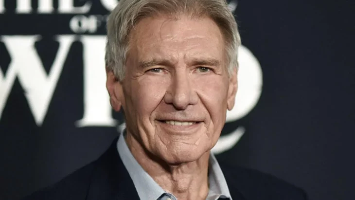 Harrison Ford sonriendo 