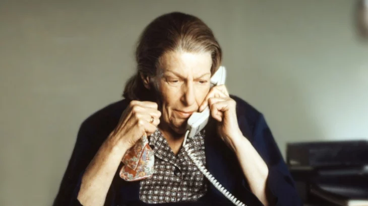 Nancy Machand como Livia SOprano