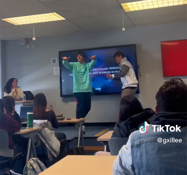 Maestra castiga a alumnos con baile de TikTok