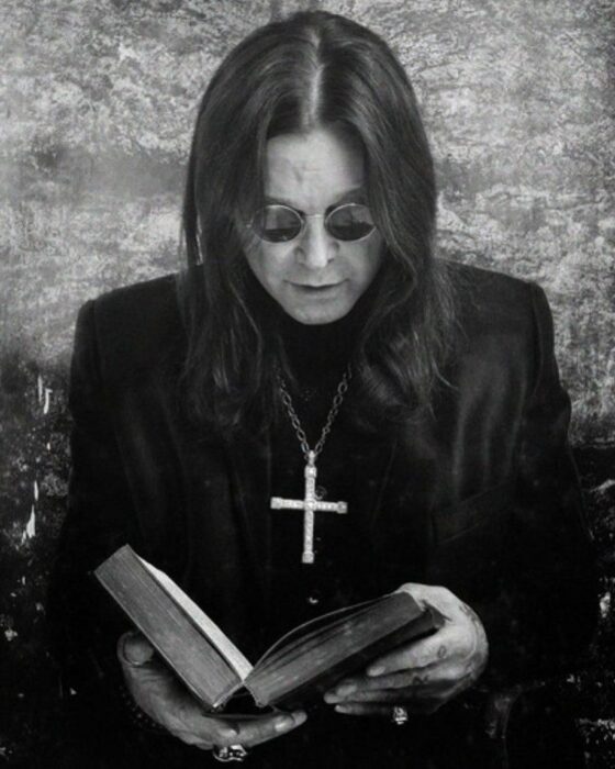 Ozzy OSbourne listo para dar misa el domingo