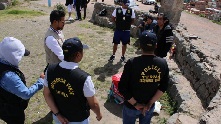 Encuentran momia en una mochila