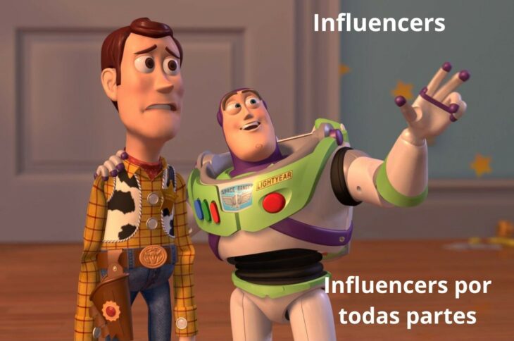 Meme buzz lightyear con Woody