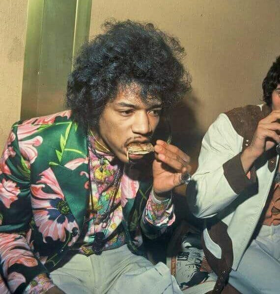 Jimi Hendrix eating