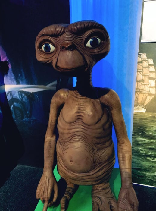 ET