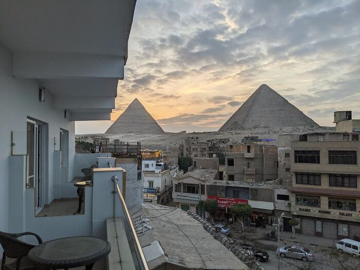 La vista desde una ventana en Giza, Egipto