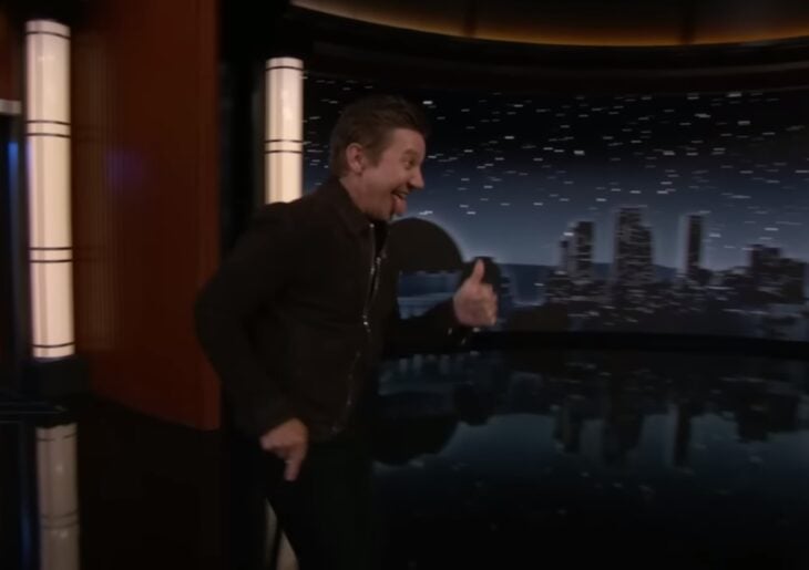 Jeremy Renner reaparece con Jimmy Kimmel tras su grave accidente