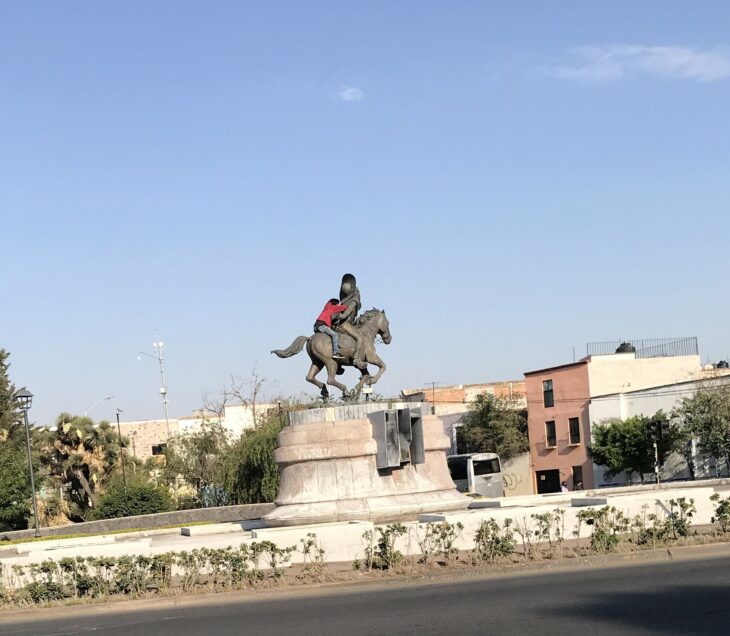 estatua de caballo