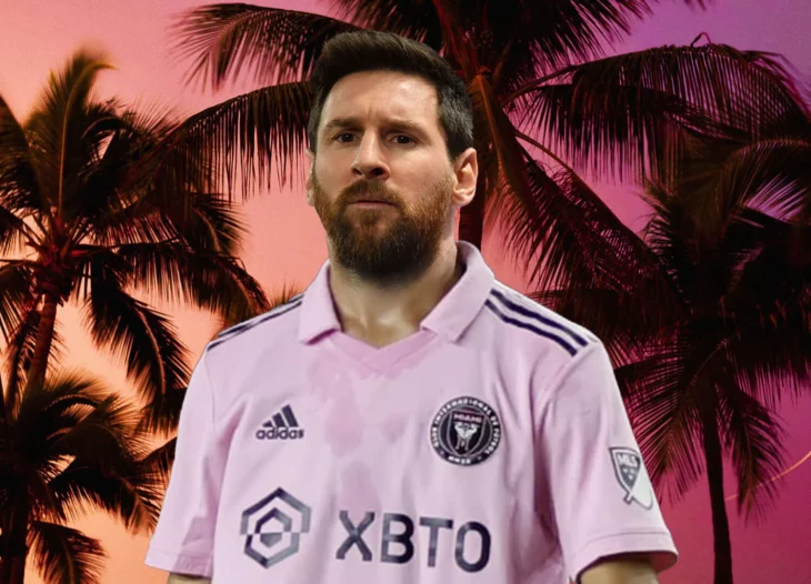 Messi vestido en el rosa flamingo de Miami Inter